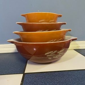 Pyrex Autumn Harvest Cinderella nesting bowls